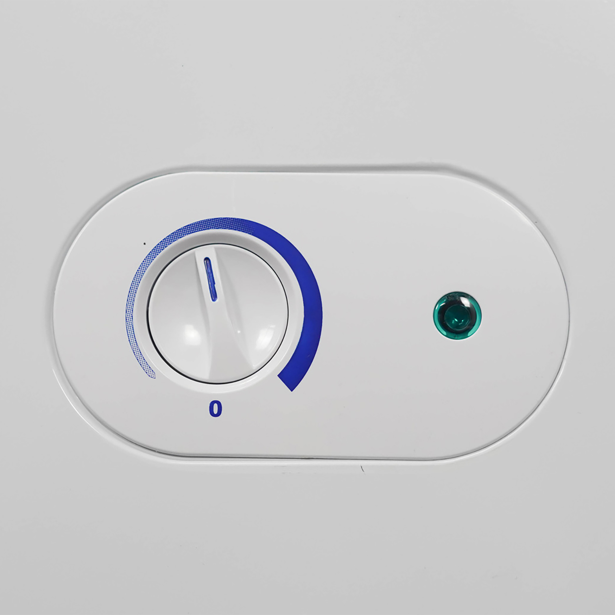 Danby 7.2 cu. ft. Chest Freezer in White 8 Danby DCF072A3WDB 6 Detail Thermostat