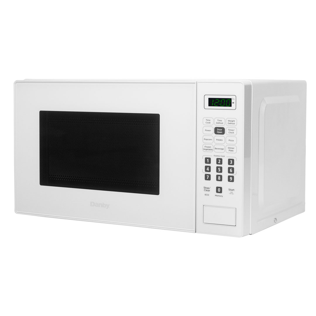 Micro-ondes de comptoir Danby 0,7 pi³ blanc 3 Micro-ondes sur table Danby DBMW0721BWW 0,7 pi cu, vue latérale gauche, finition blanche et design compact