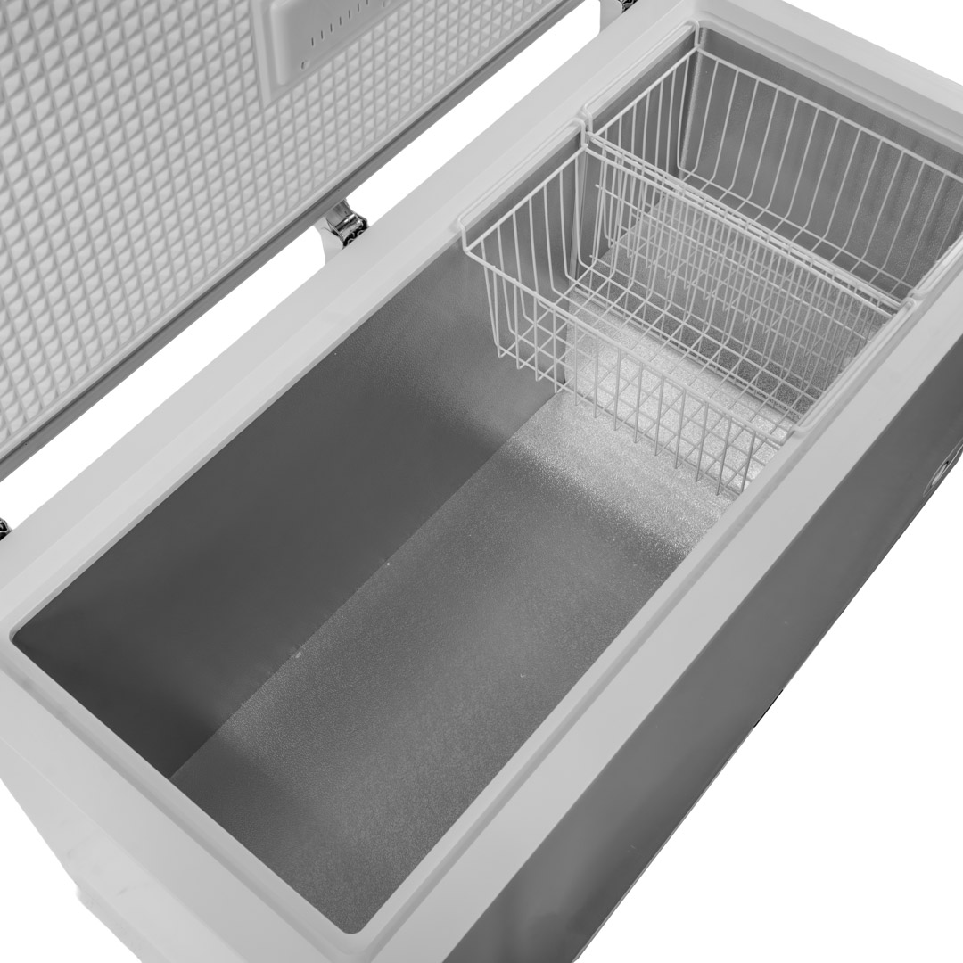 Danby dcf145a3wdb side top