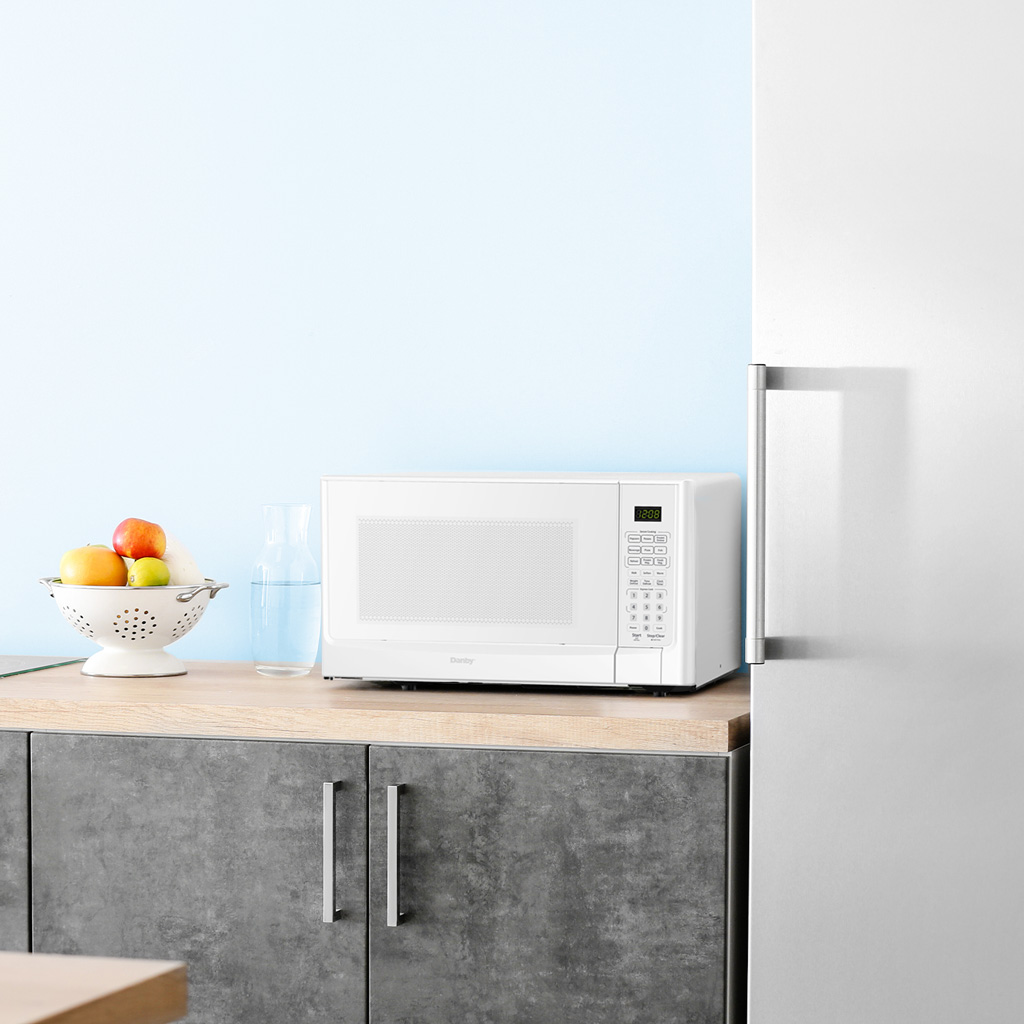 Danby ddmw01440wg1 insetting 1