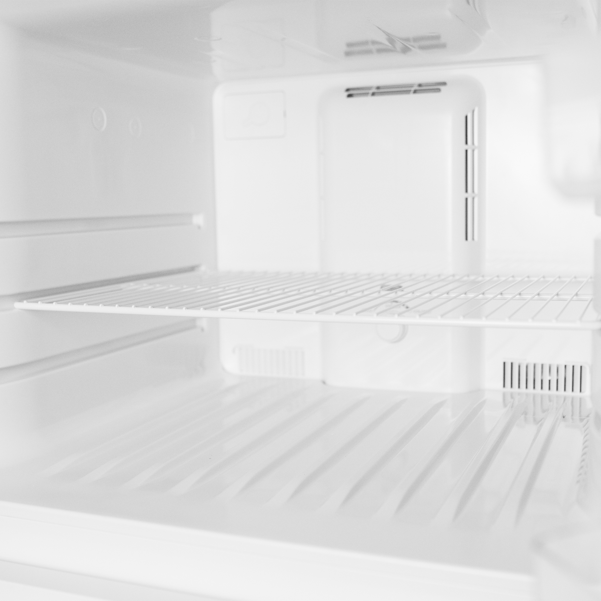Danby DFF176B1WDB Freezer
