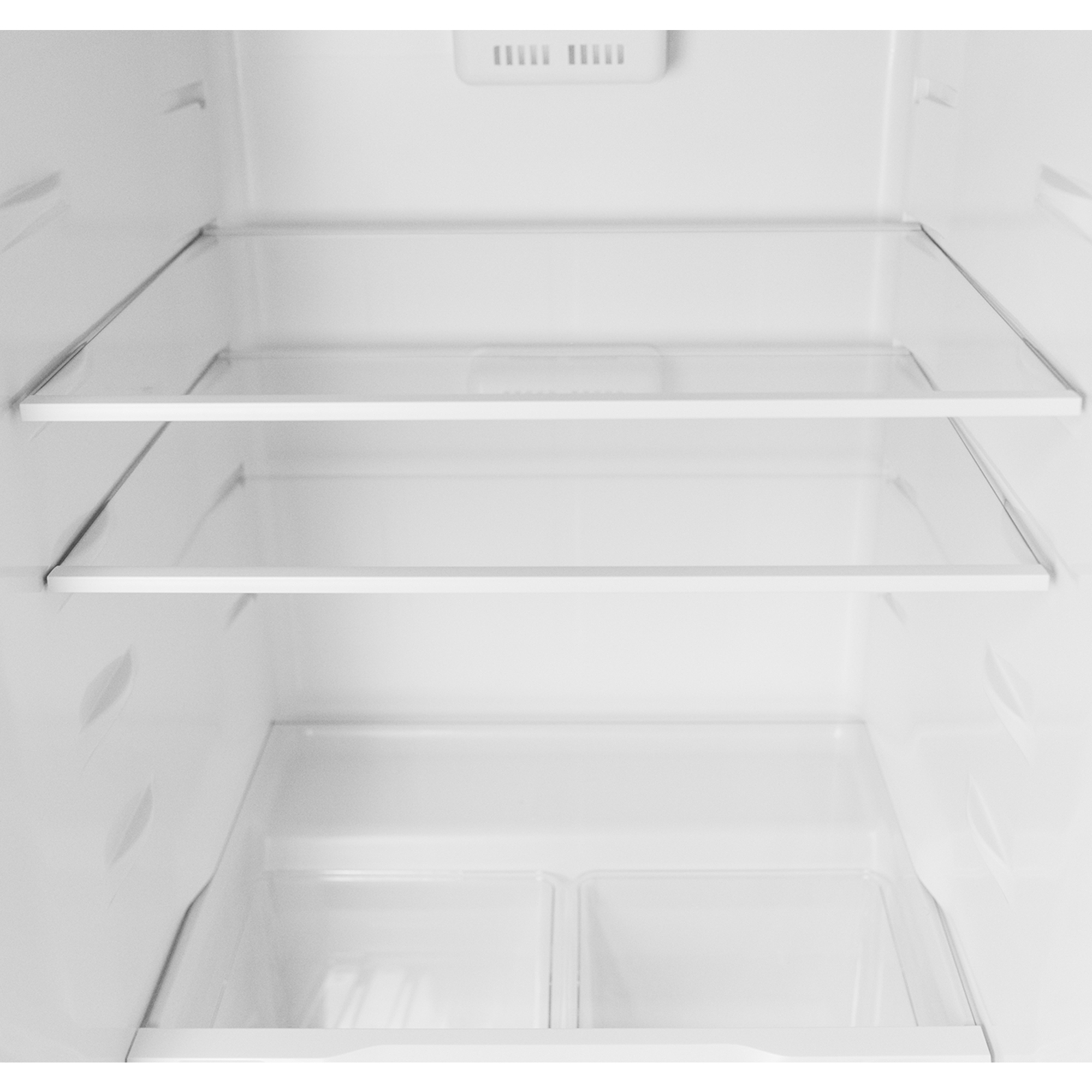 Danby DFF176B1WDB Shelves