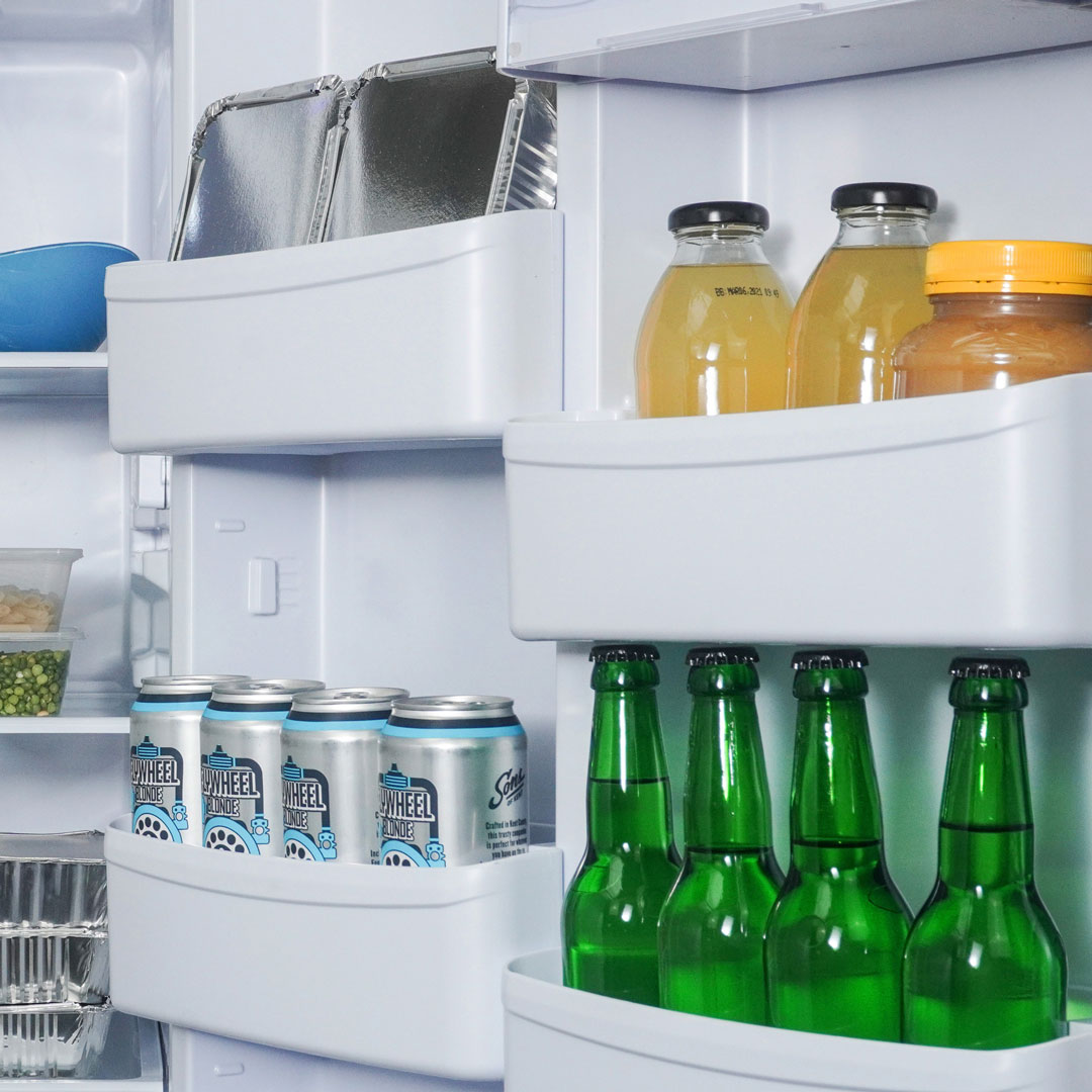 Danby DAR170A3WDD 17.0 cu ft apartment fridge door shelf storage detail