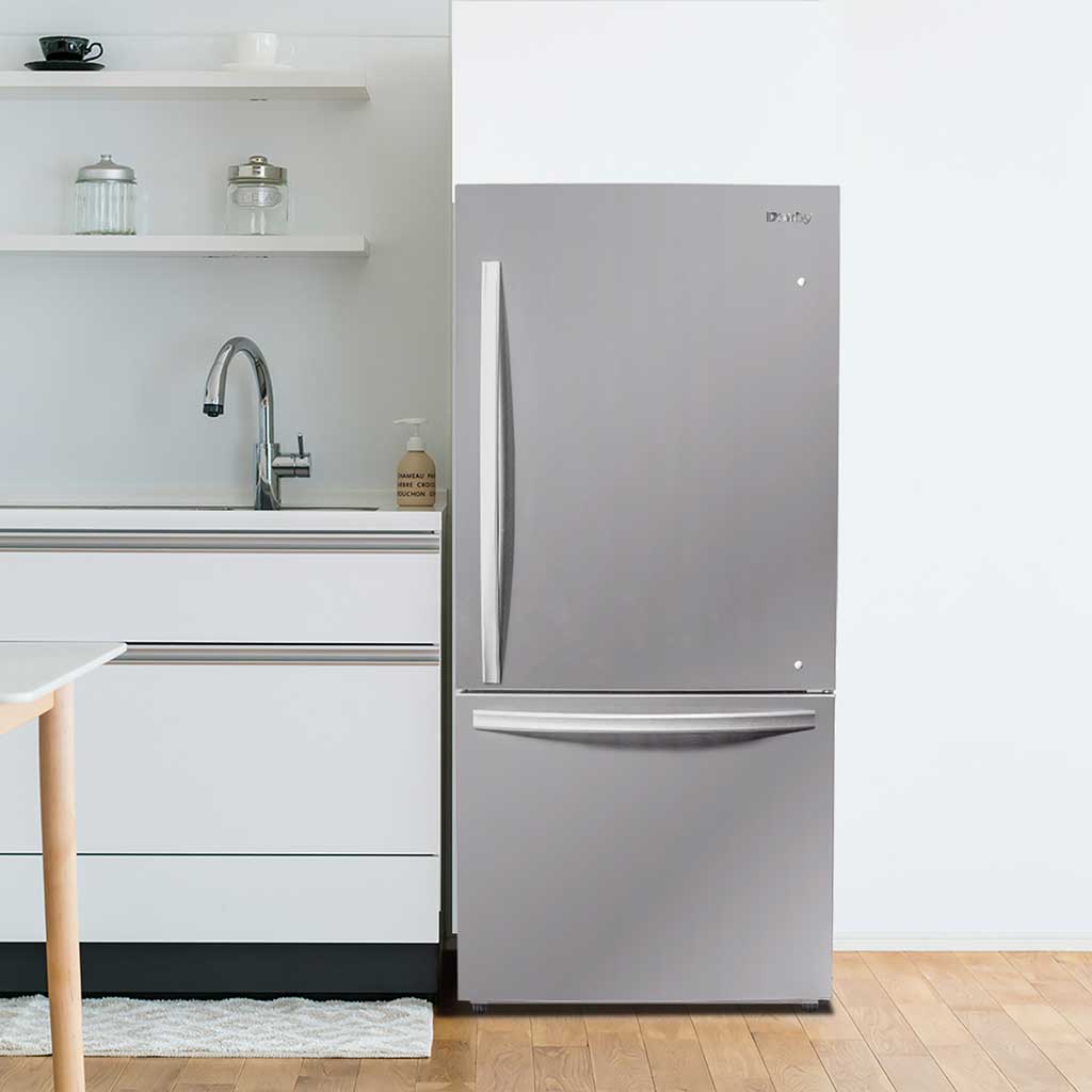 Danby Designer 18.7 cu. ft. Apartment Fridge Bottom Mount in Stainless Steel 4 Danby dbm187e1ssdb insetting 2