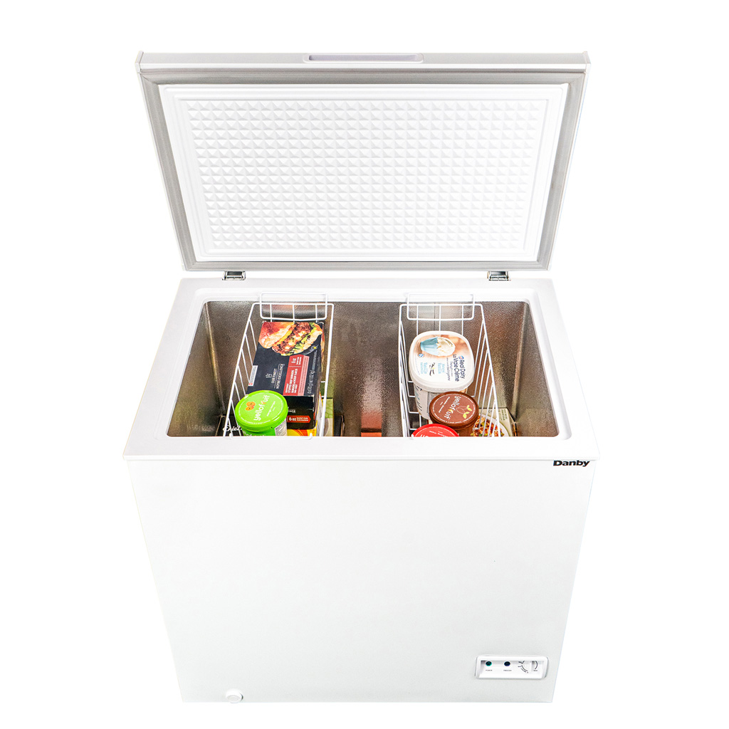 Danby dcf070a5wcdb front top propped