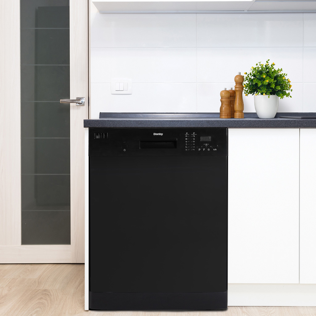 24" Built-in Dishwasher - 12 Place Settings 5 Danby ddw2404ebbb Insetting 1