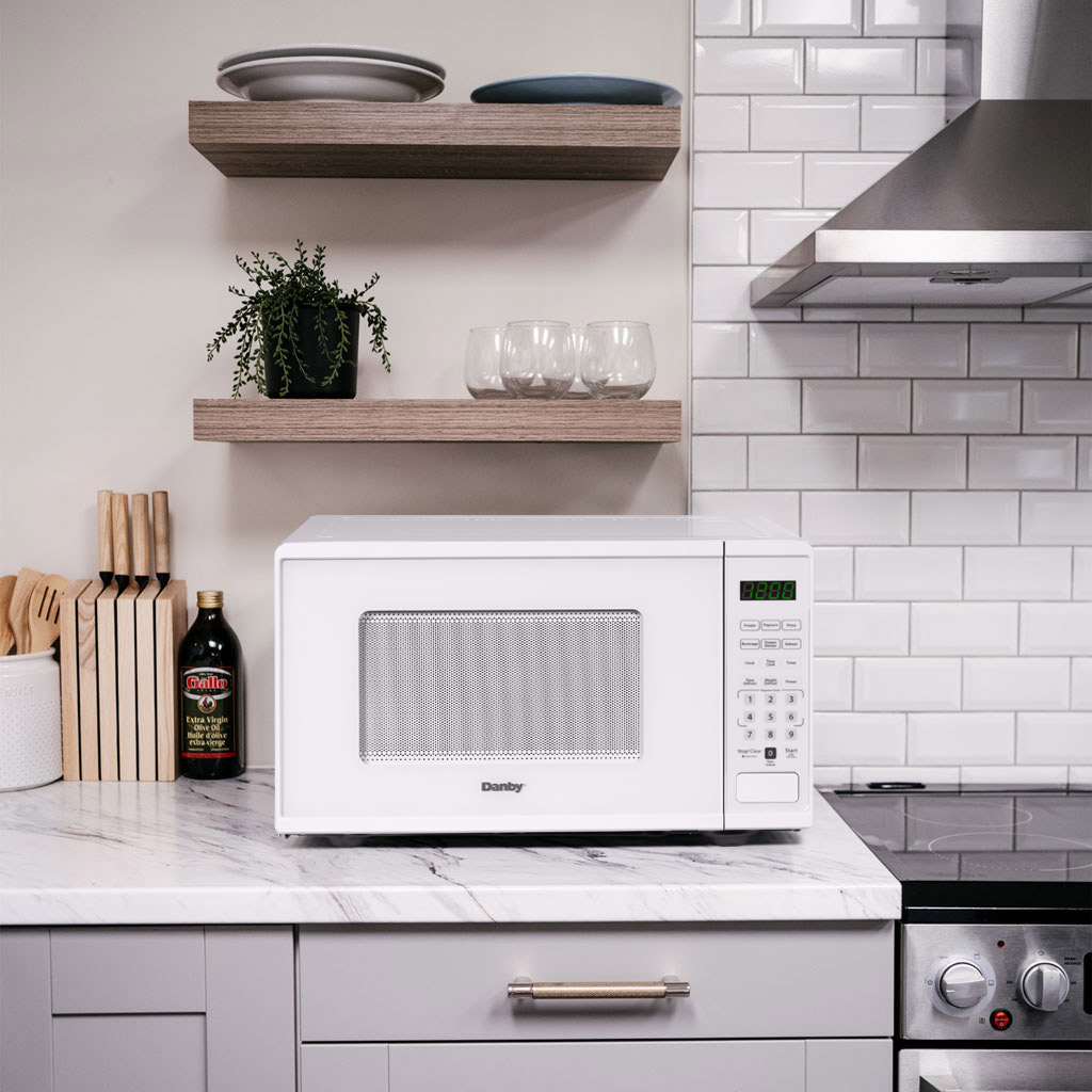 Danby dmw091a1w insetting 1