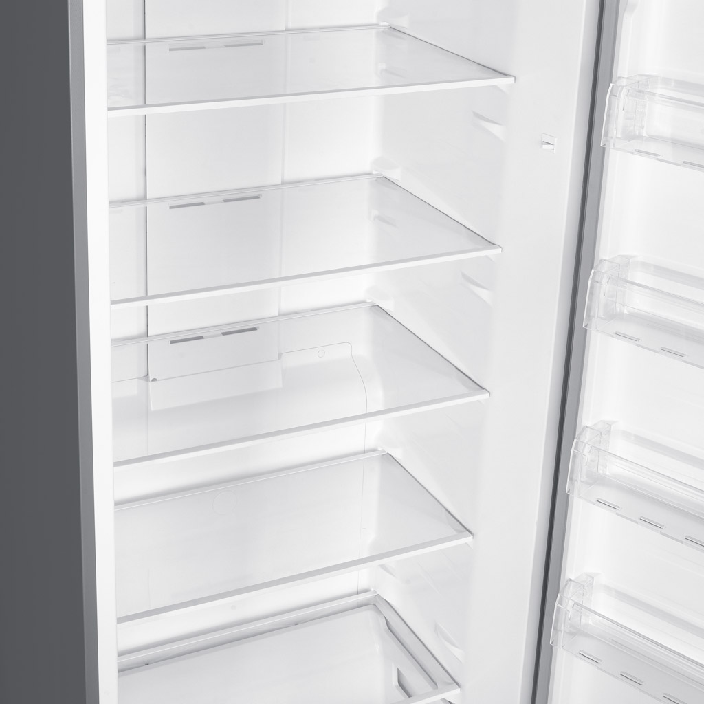 Danby DUF212B1SLCDB 21.2 cu ft upright freezer interior shelving and storage compartments
